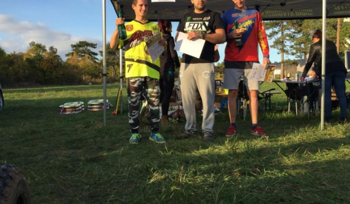 6. fotografia fotogalérie Šport / Motokrosový klub - foto